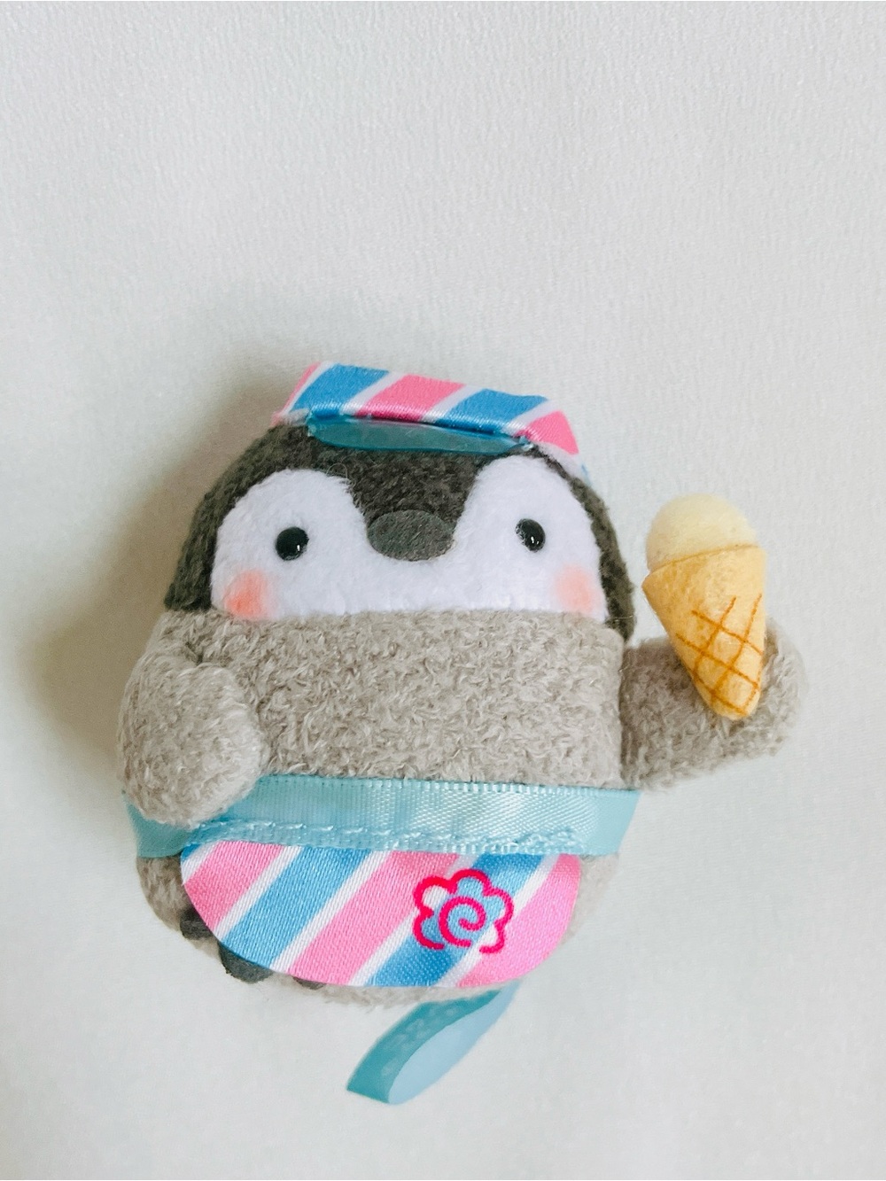 NWOT Koupen-chan Penguin Hanamaru Ice Cream Shop Mini Mascot Plush Toy